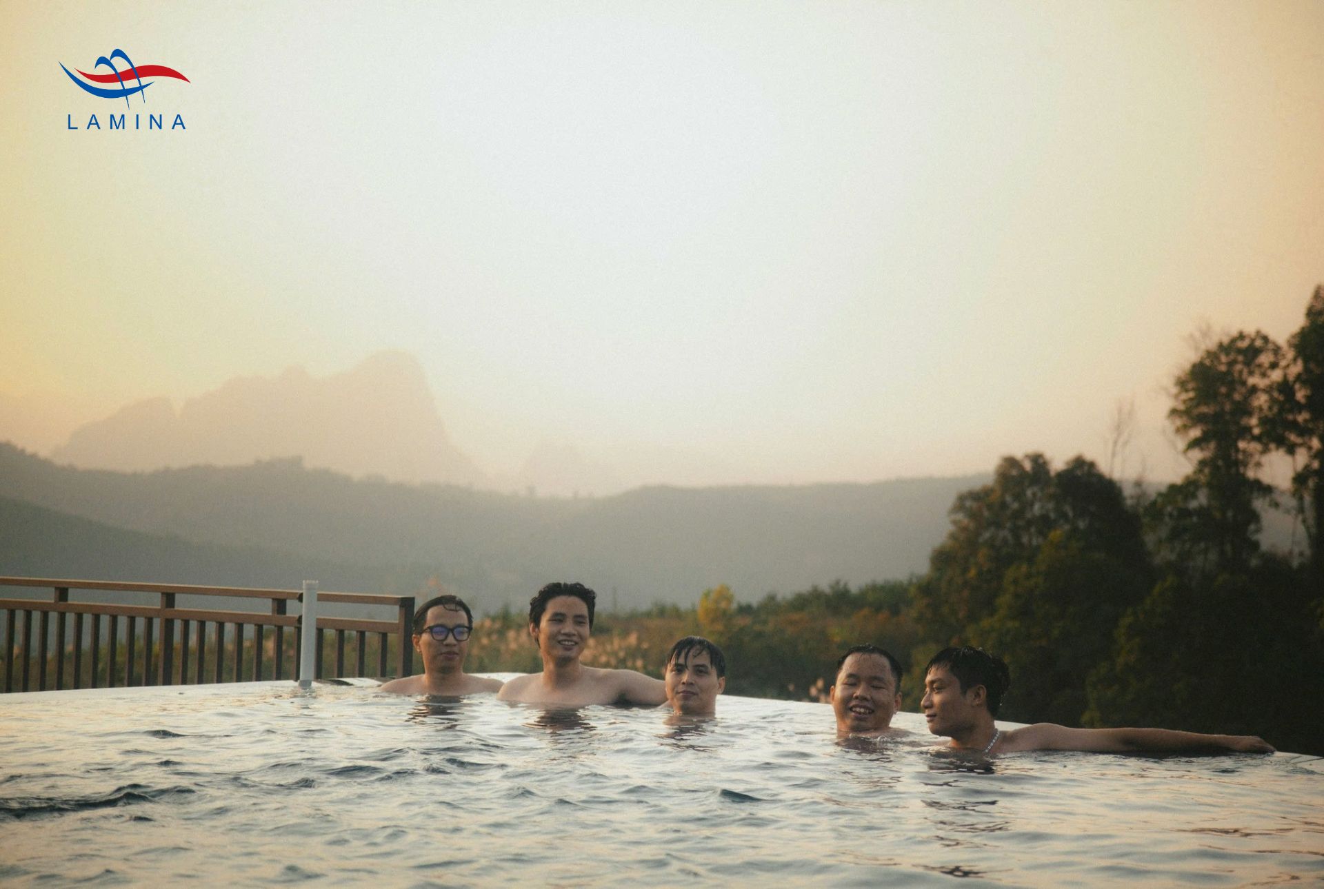 bể bơi gia đình tại Lương Sơn